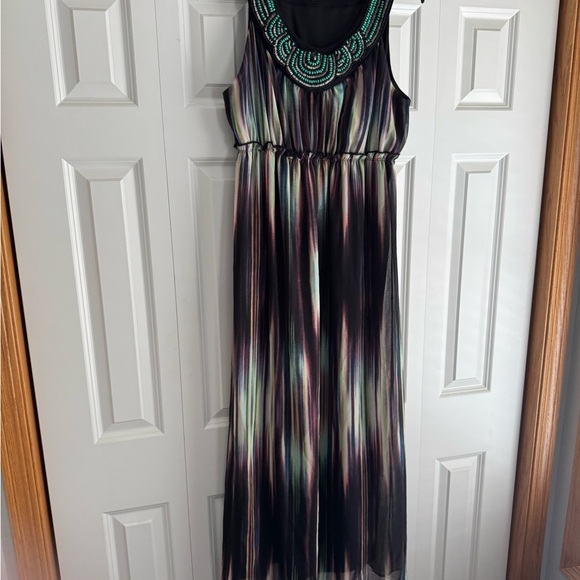 Stunning multicolor maxi dress with embellished neck - Picture 1 of 4